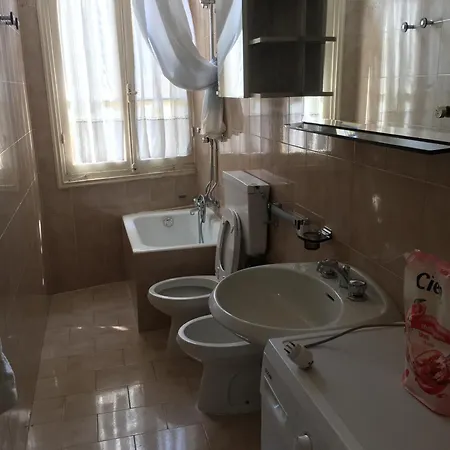 アパート Casa Adriana *